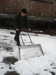 Лопата для снега широкая (скрепер)